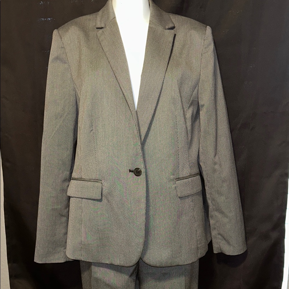 Worthington Classic Gray Women’s Suit, Pant & Blazer